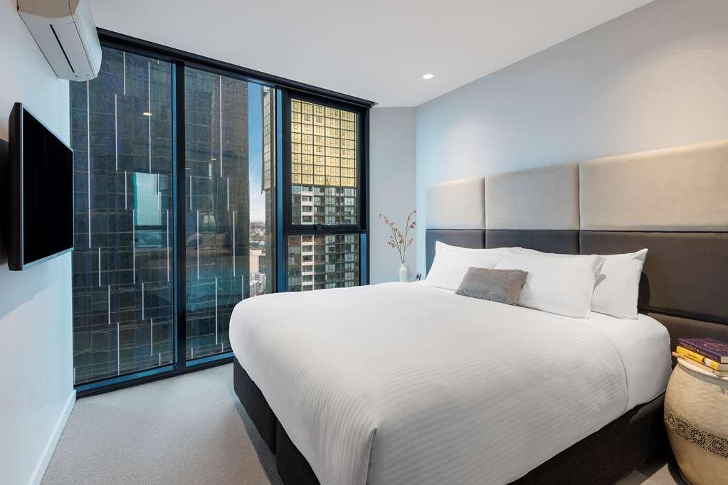 Imagine Lighthouse Aparthotel Melbourne Room photo